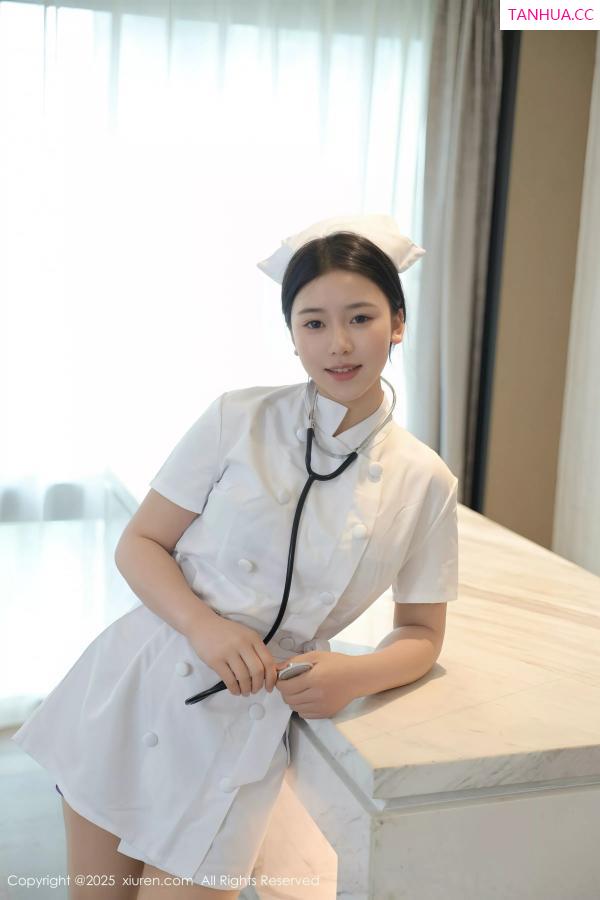   [XiuRen]高清写真图 2025.06.26 No.10465 林嘉馨 护士制服第13张图片